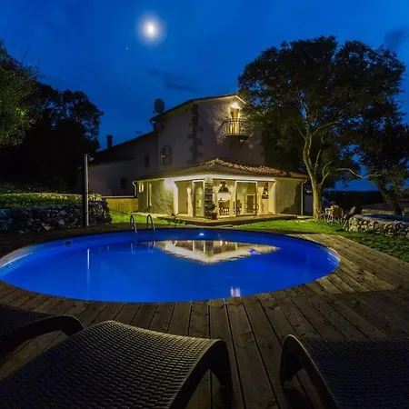 Nevia In Der Naehe Von Rabac Mit Privatem Pool Villa