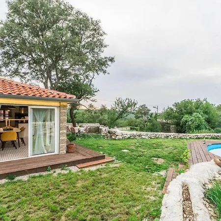 Nevia In Der Naehe Von Rabac Mit Privatem Pool Labin (Istria)